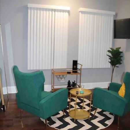 Upscale Apartment Westside Of Chicago Exteriér fotografie