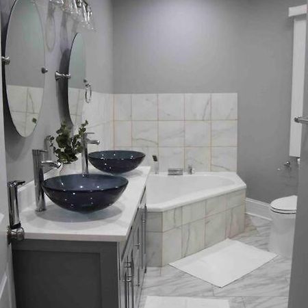 Upscale Apartment Westside Of Chicago Exteriér fotografie
