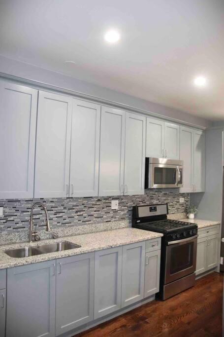 Upscale Apartment Westside Of Chicago Exteriér fotografie